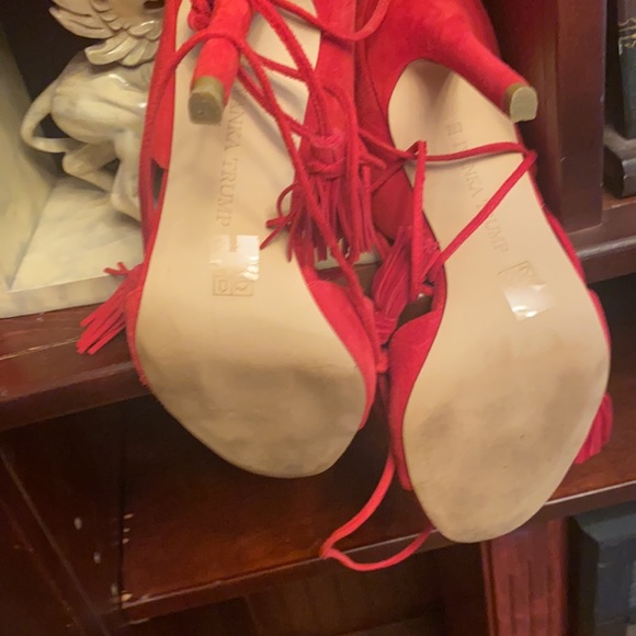 Ivanka trump sleek suede red tie up heels - Picture 2 of 4